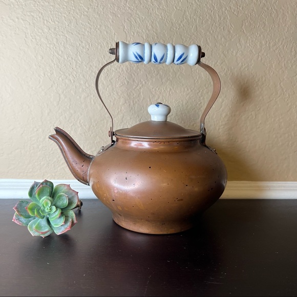 Vintage Copper Tea Pot/ Kettle w Delft Blue Ceramic Handle, Tea Party, Flower Va - Picture 2 of 11